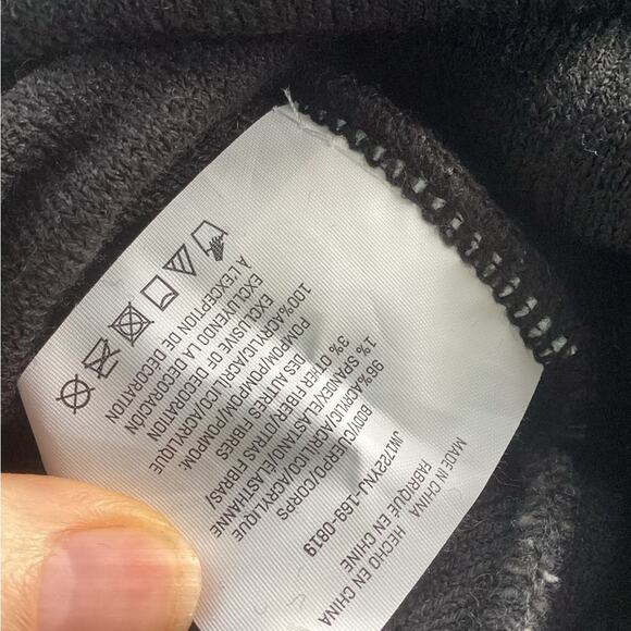 New kids puma Green Camo Beanie Cap with gloves - Picture 3 of 3